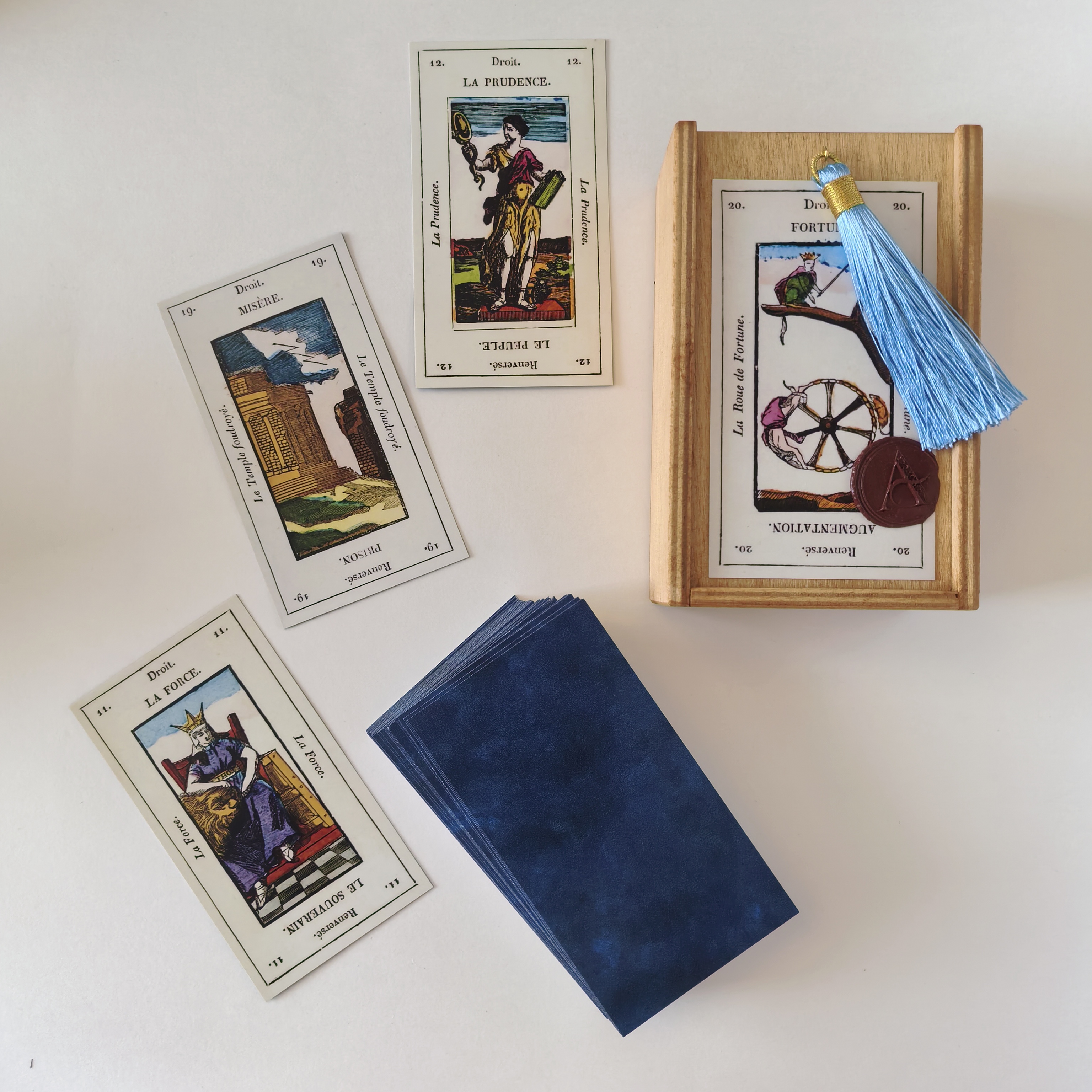 Jeu de Tarot de Fantaisie "egyptien" a enseignes italiennes dit Grand Etteilla II