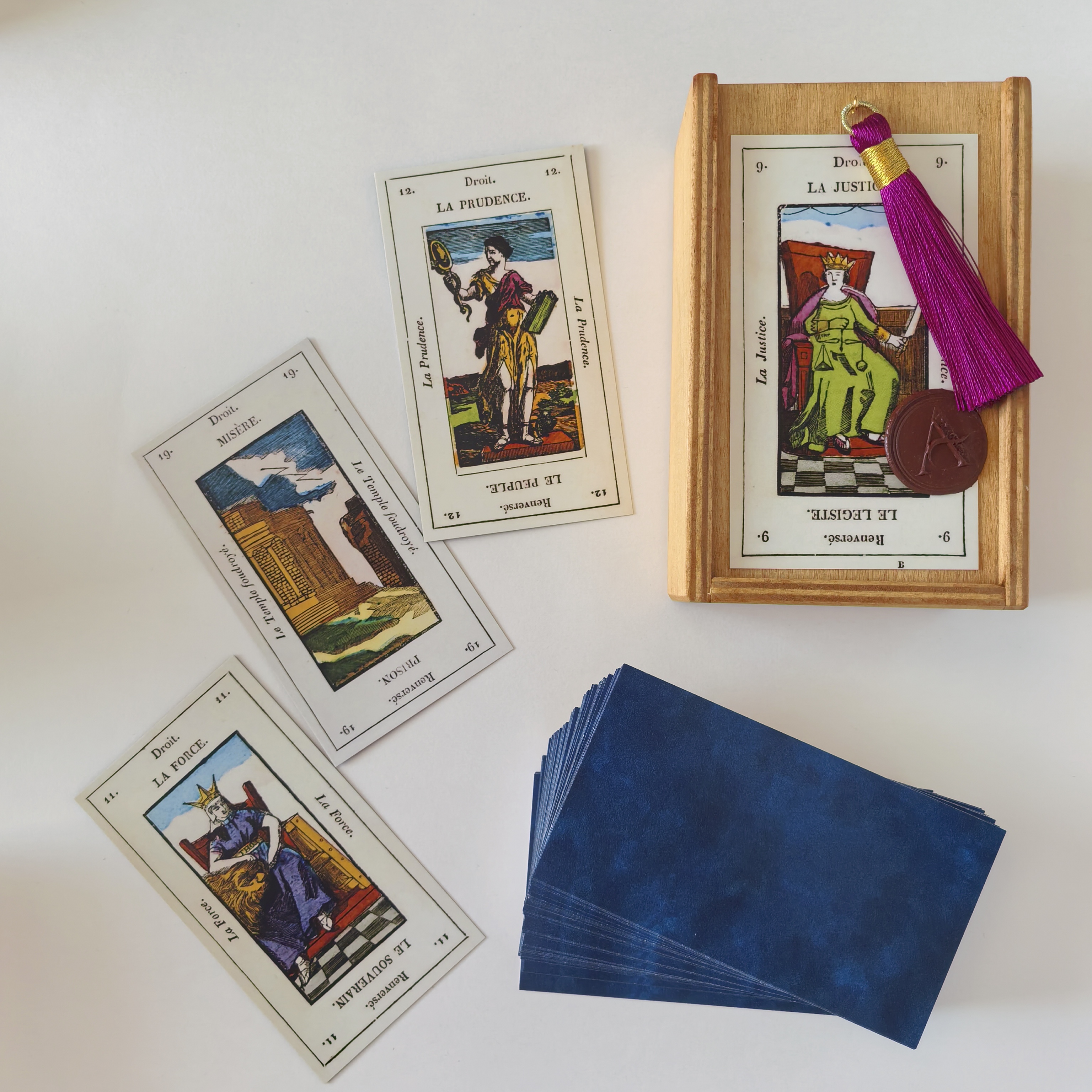 Jeu de Tarot de Fantaisie "egyptien" a enseignes italiennes dit Grand Etteilla II